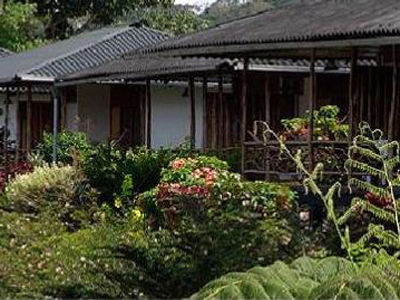 Отель La Casa Del Suizo Кито Экстерьер фото